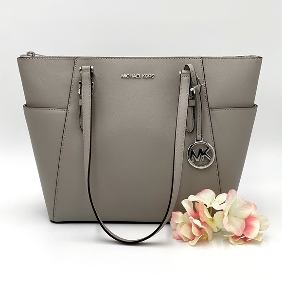 MICHAEL KORS CHARLOTTE LARGE TZ TOTE PEARL GREY - Picture 5 of 16